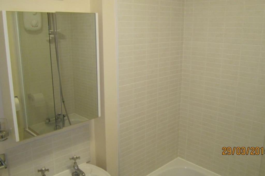 Fusilier Apartment Wrexham City מראה חיצוני תמונה